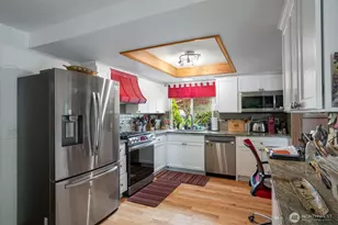 24813 10th Ave S, Des Moines, WA 98198 - Photo 13