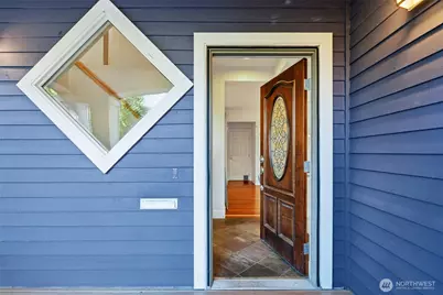 2641 E Valley Street, Seattle, WA 98112 - Photo 7