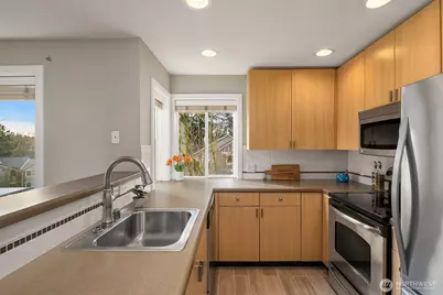16101 Bothell Everett Highway #F202, Mill Creek, WA 98012 - Photo 9