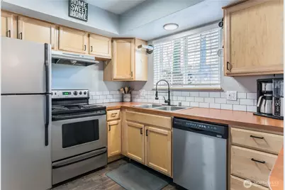 3311 Redwood Avenue #10, Bellingham, WA 98225 - Photo 11