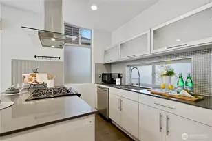 2033 NW 65th St, Seattle, WA 98117 - Photo 5