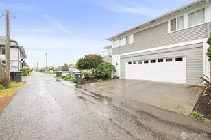 229 E 1st St, Port Angeles, WA 98362 - Photo 23