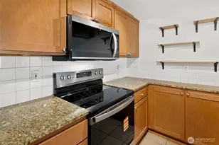 701 1st Ave N, Seattle, WA 98109 - Photo 9