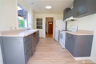 1707 22nd Ave S, Seattle, WA 98118 - Photo 7