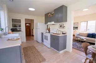 1707 22nd Ave S, Seattle, WA 98118 - Photo 11