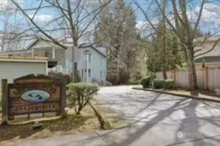 12323 NE 97th St, Kirkland, WA 98033 - Photo 23