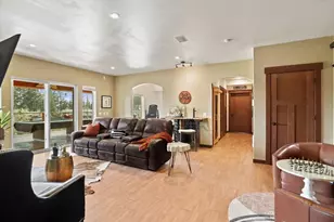 3231 Deer Island Dr E, Lake Tapps, WA 98391 - Photo 19