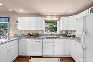 11004 Colvos Dr NW, Gig Harbor, WA 98332 - Photo 17