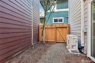 2042 Franklin Ave E, Seattle, WA 98102 - Photo 5