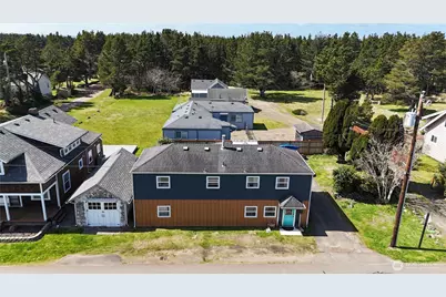 1911 Ocean Beach Boulevard S, Long Beach, WA 98631 - Photo 29
