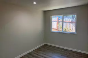 3967 Division Ave W, Bremerton, WA 98312 - Photo 9