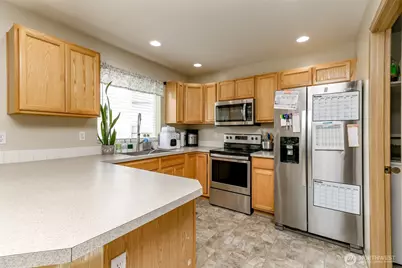 9921 Greenleaf Loop SE, Yelm, WA 98597 - Photo 9