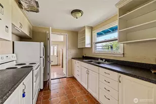 1605 20th St, Anacortes, WA 98221 - Photo 11