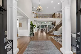 21310 SE 11th St, Sammamish, WA 98075 - Photo 5