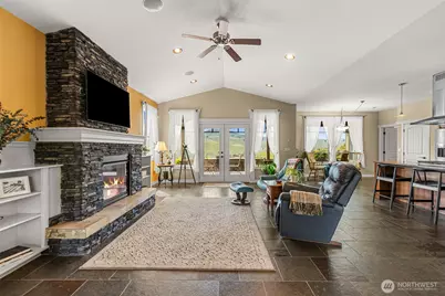 125 E Mountain Brook Lane, Wenatchee, WA 98801 - Photo 7