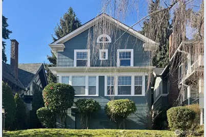 5235 19th Avenue NE, Seattle, WA 98105 - Photo 1