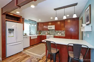 5501 NW Glenn Firs Ln, Silverdale, WA 98383 - Photo 9