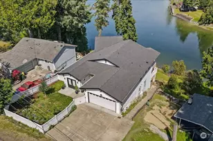 2142 Island Dr NW, Olympia, WA 98502 - Photo 27