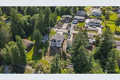 2142 Island Drive NW, Olympia, WA 98502 - Photo 29