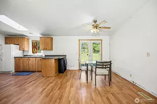 5709 366th St S, Roy, WA 98580 - Photo 7