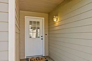 208 W Mt Adams Ct, Ellensburg, WA 98926 - Photo 3