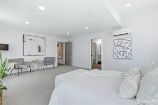 10712 SE 2nd St, Bellevue, WA 98004 - Photo 13