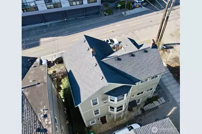 1522 Taylor Avenue N, Seattle, WA 98109 - Photo 3