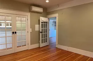 1522 Taylor Ave N, Seattle, WA 98109 - Photo 13