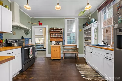 1310 44th Pl, Seaview, WA 98644 - Photo 15