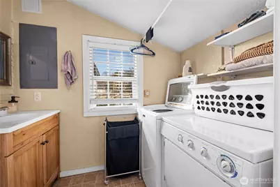 1310 44th Pl, Seaview, WA 98644 - Photo 21