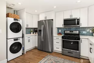 5954 SW 49th Ave, Seattle, WA 98136 - Photo 15