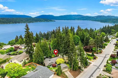 1516 184th Avenue NE, Bellevue, WA 98008 - Photo 1