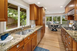1516 184th Ave NE, Bellevue, WA 98008 - Photo 5