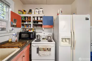 935 S Sprague Ave, Tacoma, WA 98405 - Photo 13