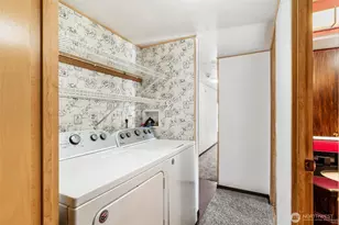 15268 Maple Dr, Renton, WA 98058 - Photo 27