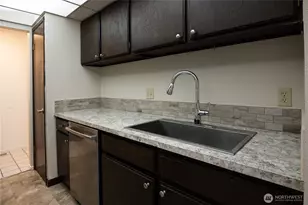 9904 NE 124th St, Kirkland, WA 98034 - Photo 9
