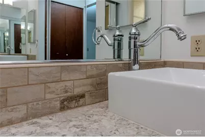 9904 NE 124th Street #1005, Kirkland, WA 98034 - Photo 17