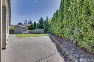 15624 42nd Dr SE, Bothell, WA 98012 - Photo 37