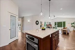 15624 42nd Dr SE, Bothell, WA 98012 - Photo 17