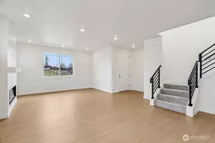 4610 87th Ave NE, Marysville, WA 98270 - Photo 3