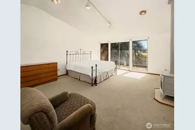 6625 Cromwell Beach Drive NW, Gig Harbor, WA 98335 - Photo 15