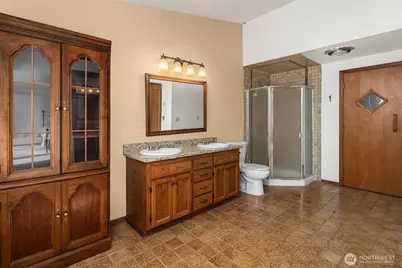 6625 Cromwell Beach Drive NW, Gig Harbor, WA 98335 - Photo 17