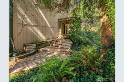 6625 Cromwell Beach Drive NW, Gig Harbor, WA 98335 - Photo 5
