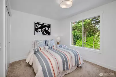 24422 SE 46th Court, Sammamish, WA 98029 - Photo 13