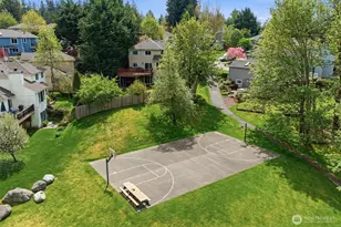 24422 SE 46th Ct, Sammamish, WA 98029 - Photo 35