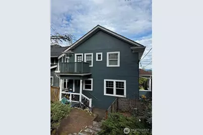 5235 19th Avenue NE, Seattle, WA 98105 - Photo 3