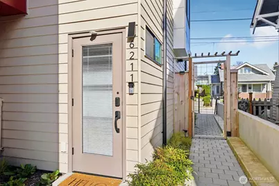 6211 12th Avenue NE, Seattle, WA 98115 - Photo 5