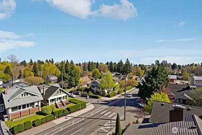 6211 12th Avenue NE, Seattle, WA 98115 - Photo 35