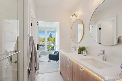 6211 12th Avenue NE, Seattle, WA 98115 - Photo 21