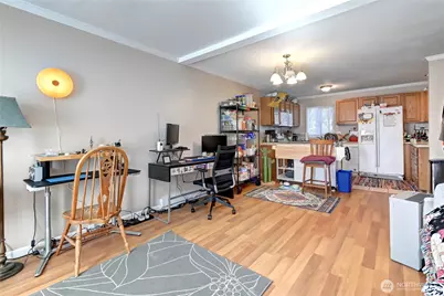 8823 Holly Dr #E206, Everett, WA 98208 - Photo 9